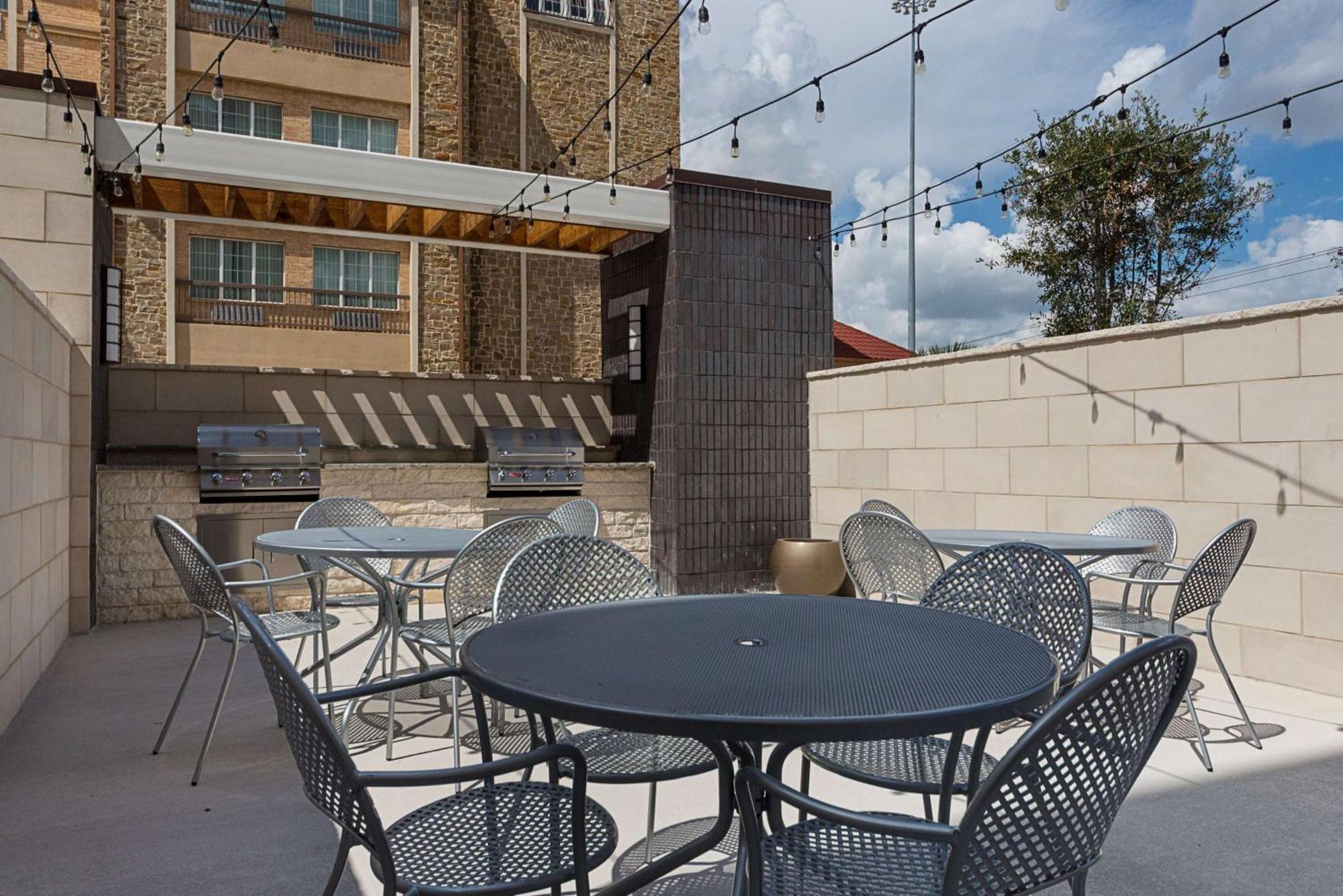 Home2 Suites By Hilton Dallas Grand Prairie Zewnętrze zdjęcie